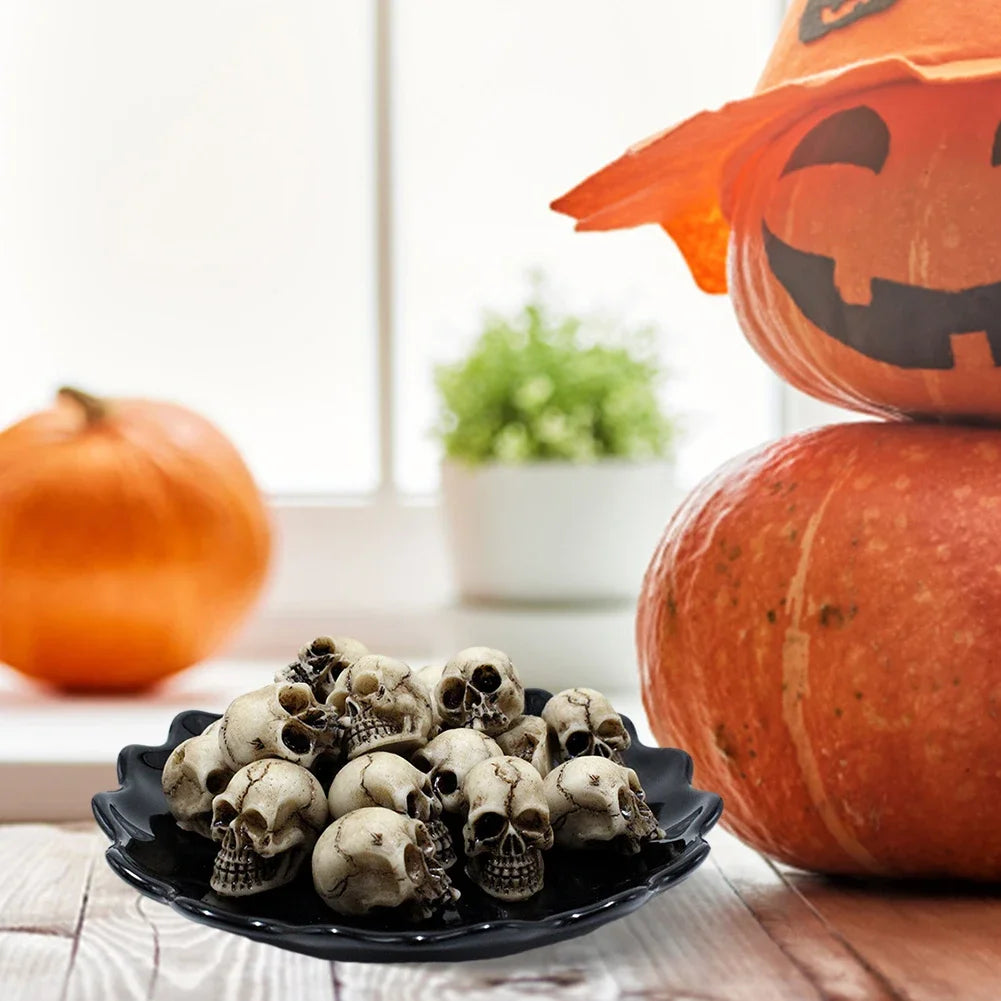 20Pcs Halloween Mini Skulls Heads