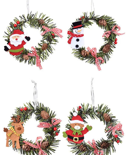 Adorable 15cm Mini Christmas Wreath - Elegant Seasonal Decor