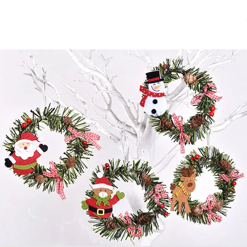 Adorable 15cm Mini Christmas Wreath - Elegant Seasonal Decor