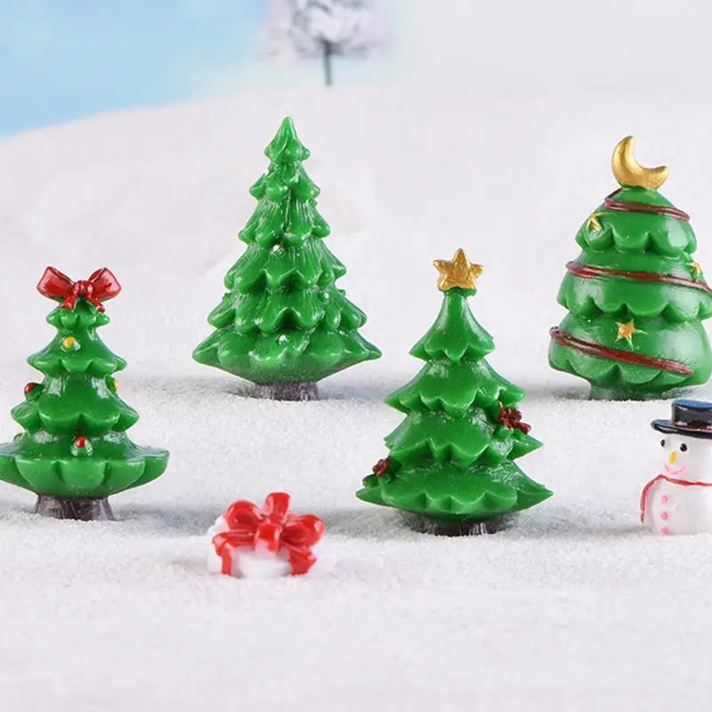 Mini Christmas Tree Couple Figurines