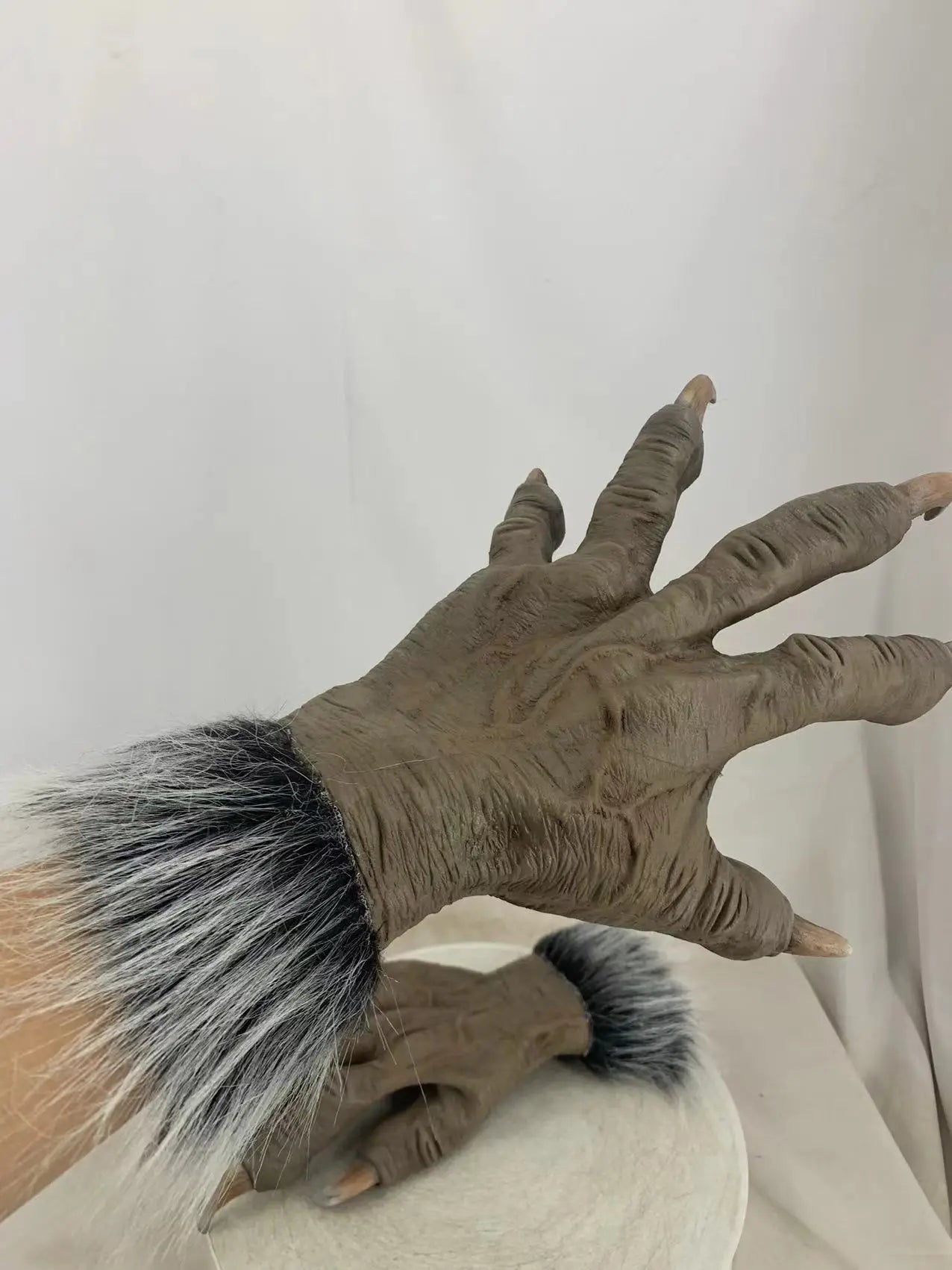 Scary Wolf Werewolf Claw Gloves - Festivewarehouse™