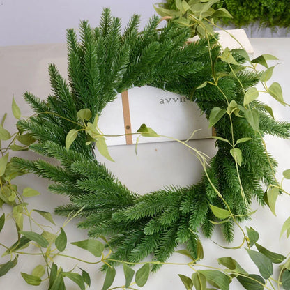 Christmas Decor - Artificial Flowers & Greenery, Gift Decor - Decorative Wreath for Home & Holiday