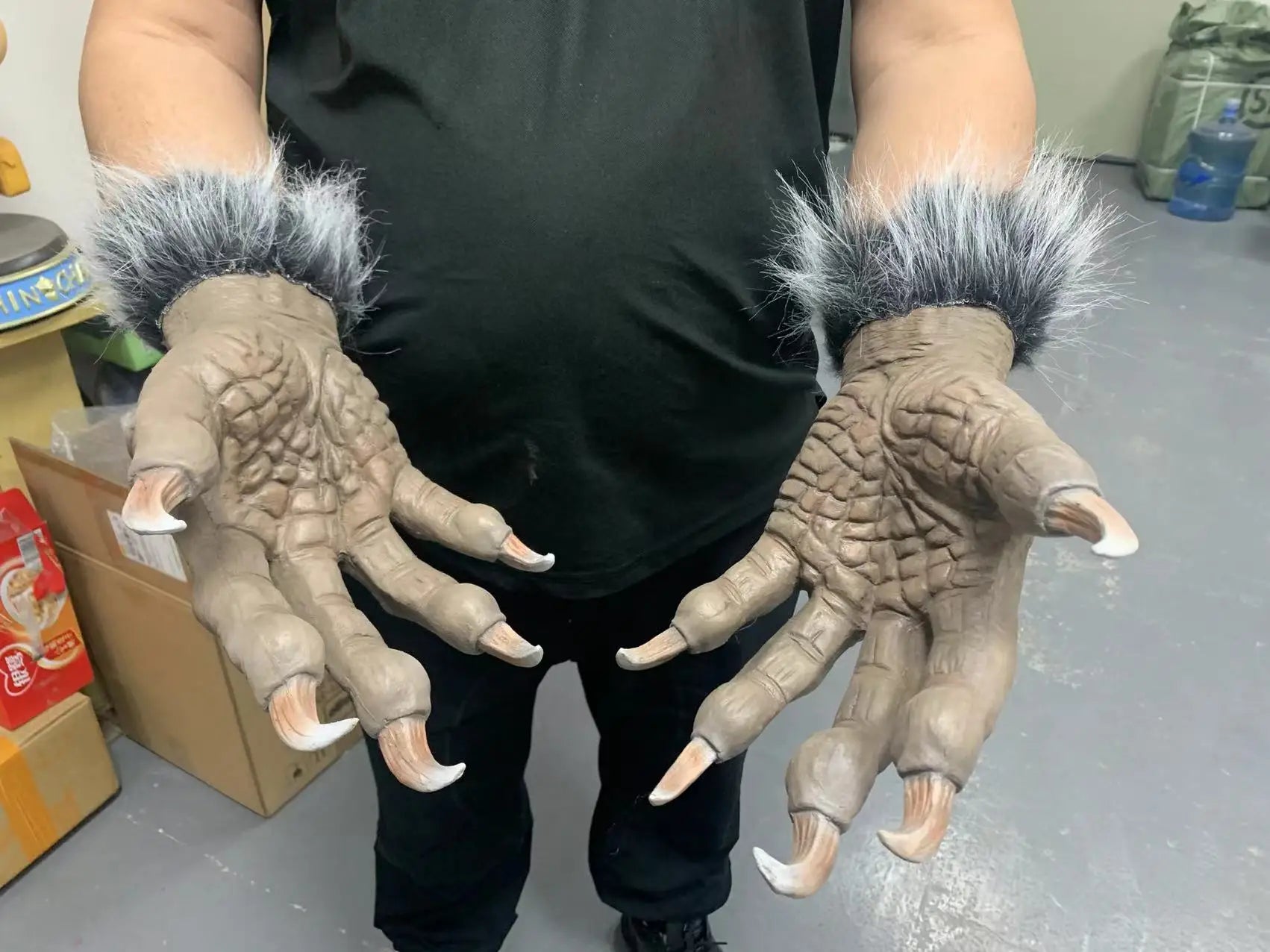 Scary Wolf Werewolf Claw Gloves - Festivewarehouse™