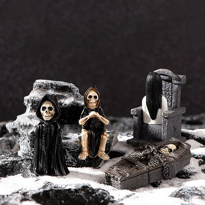 Resin Ghost Skull Tombstone Miniature Figurines