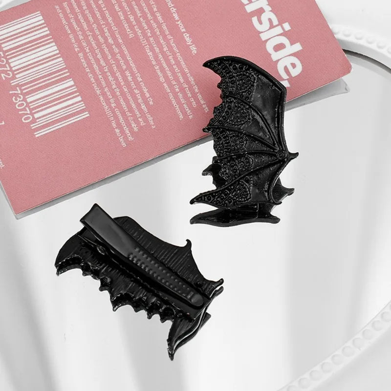 2pcs Black Bat Wings Hair Clip Pins