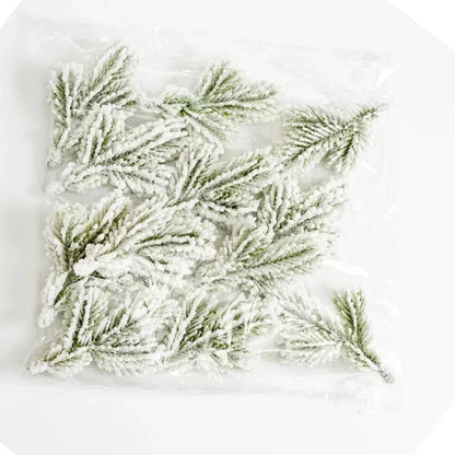 Artificial Pine Branches Christmas Wreath - Elegant Seasonal Decor