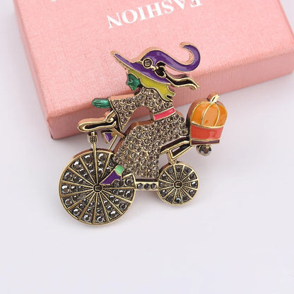 Rhinnstone studded cute halloween brooch