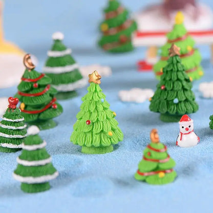 Mini Christmas Tree Couple Figurines