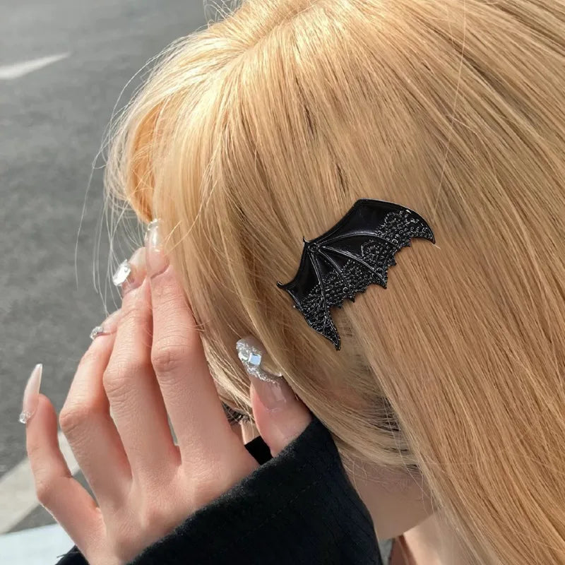 2pcs Black Bat Wings Hair Clip Pins